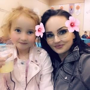 Meet your Posher, Stephanie